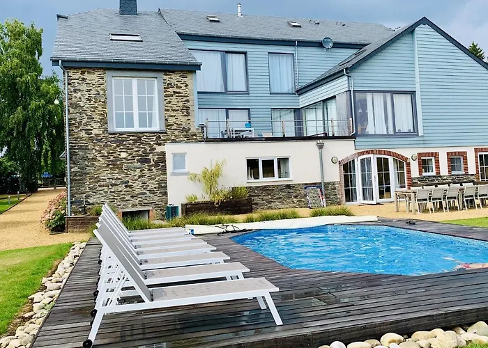 Leuk Huis Met Zwembad